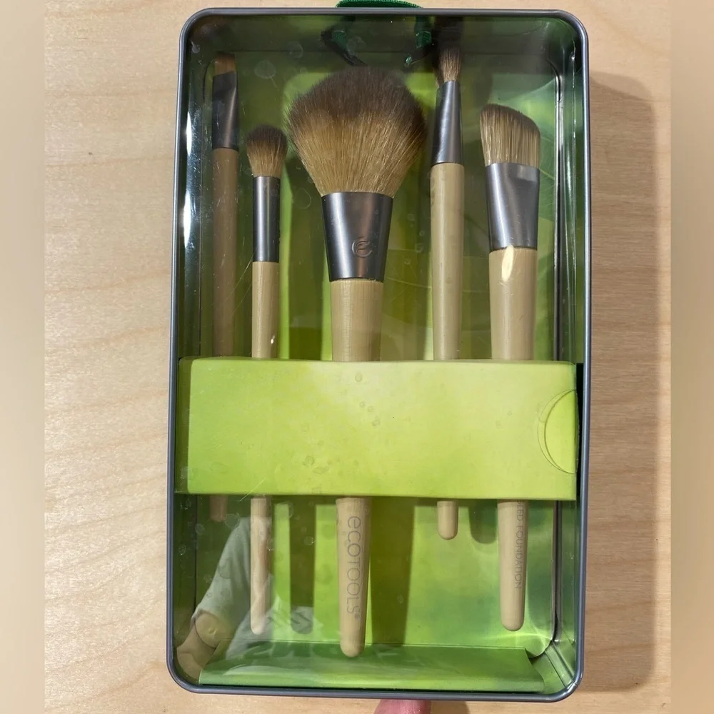 Ecotools Set of 5 Makeup Brushes (EM)